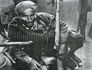 Soldado regular durante la Guerra Civil Española armado con un fusil mauser M1916.